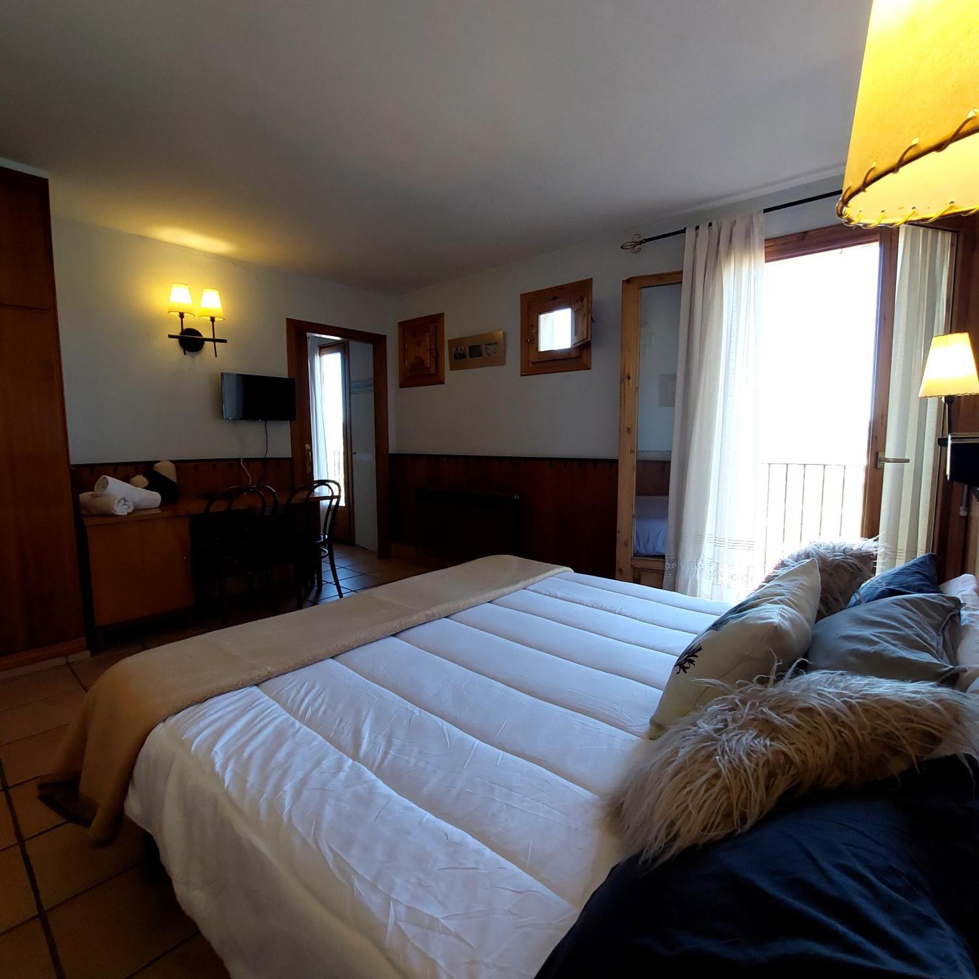 Hostal Tastavins Peñarroya de Tastavins Habitación foto