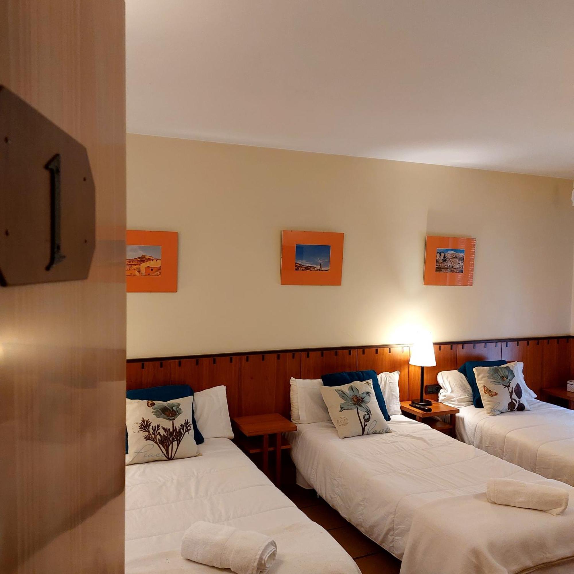 Hostal Tastavins Peñarroya de Tastavins Habitación foto